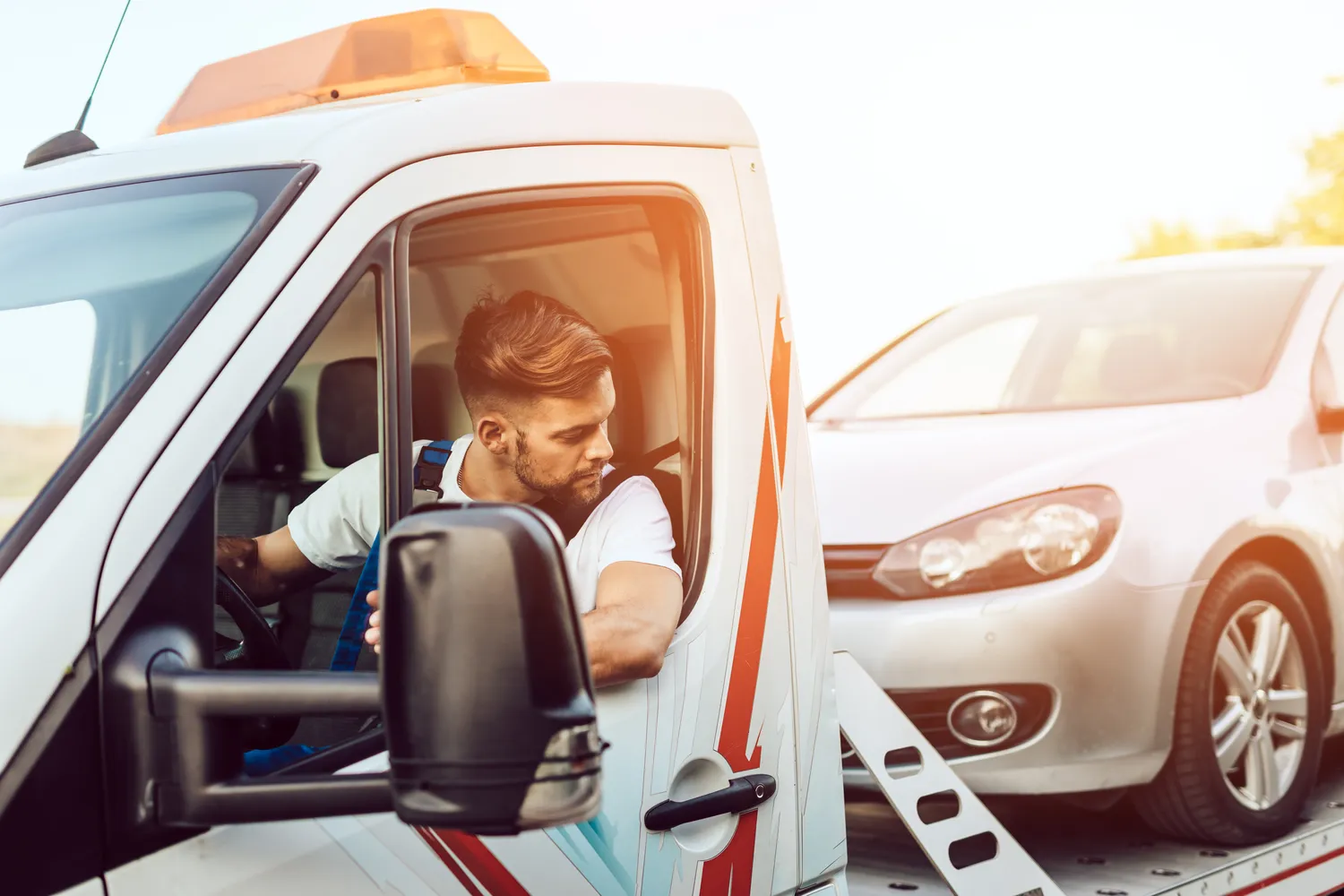 Jak zarejestrować auto na pomoc drogową?